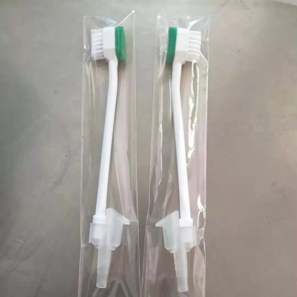 Disposable Suction Toothbrush Kit For Oral Care (4)